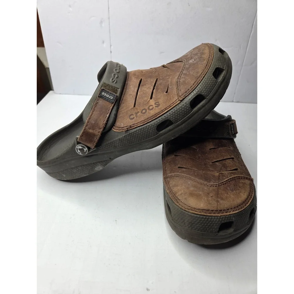 Crocs Yukon Sport Leather Clogs Brown Olive Green Adjustable Strap Mens 12in